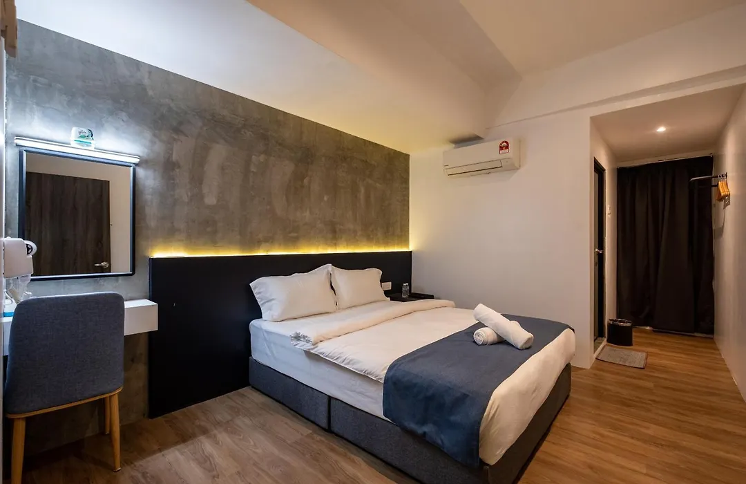 Boutique Hidden Loft-1